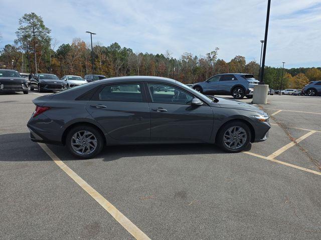 new 2026 Hyundai ELANTRA HEV car, priced at $26,585