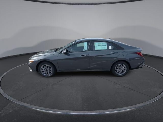 new 2026 Hyundai ELANTRA HEV car, priced at $26,585