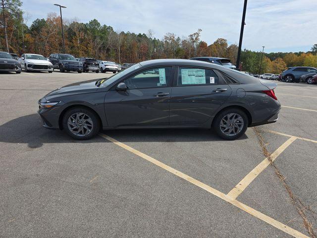 new 2026 Hyundai ELANTRA HEV car, priced at $26,585