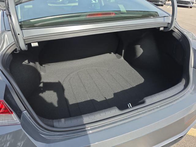 new 2026 Hyundai ELANTRA HEV car, priced at $26,585