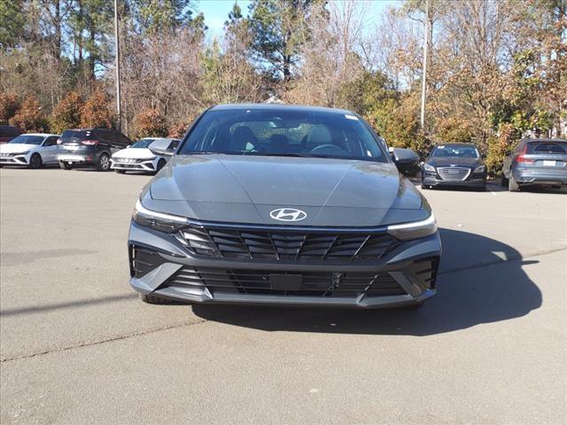 new 2025 Hyundai Elantra HEV car, priced at $31,085