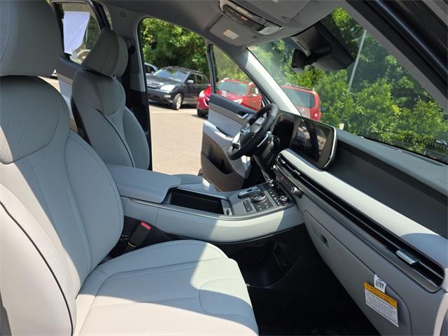 new 2025 Hyundai Palisade car, priced at $42,695