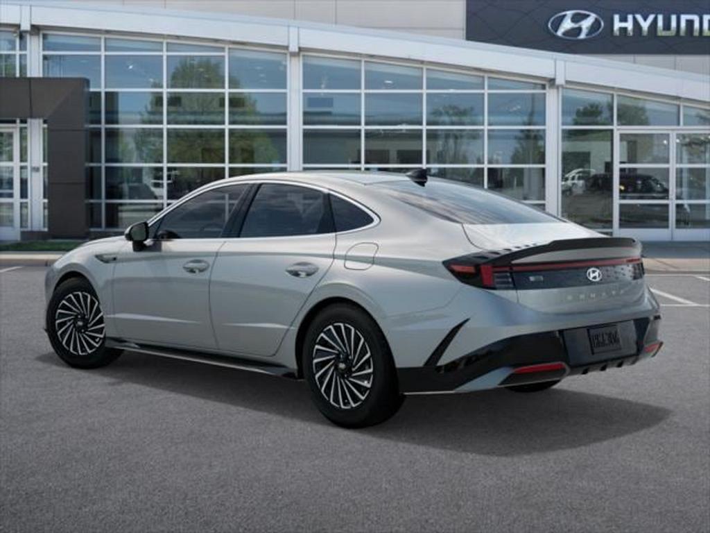 new 2025 Hyundai Sonata Hybrid car, priced at $32,700