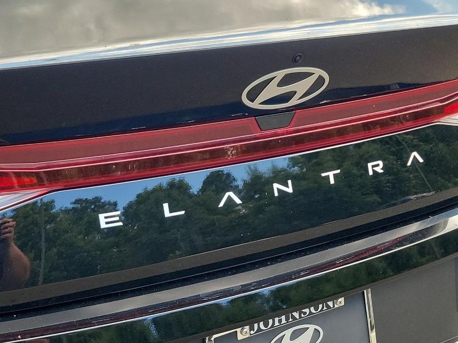 new 2024 Hyundai Elantra car, priced at $22,887