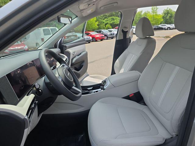 new 2025 Hyundai Tucson car, priced at $30,905