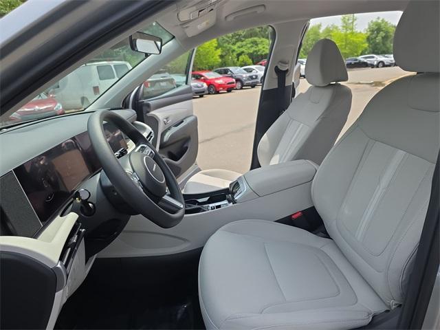 new 2025 Hyundai Tucson car, priced at $30,905
