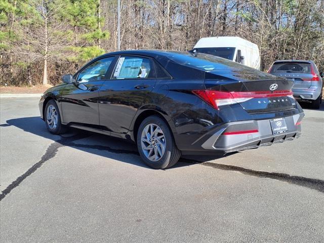 new 2025 Hyundai Elantra HEV car, priced at $26,735