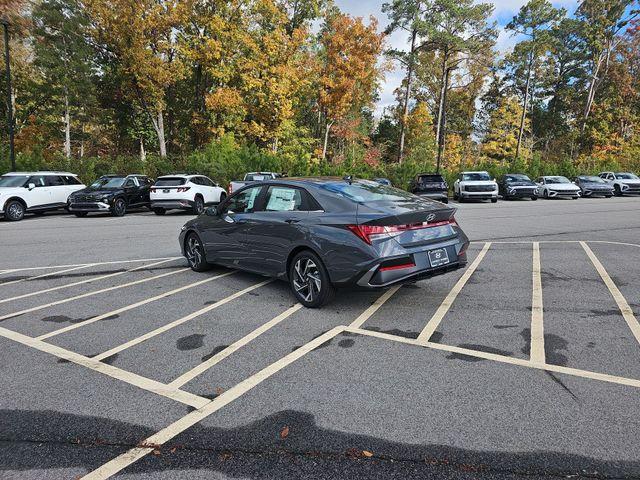 new 2025 Hyundai ELANTRA HEV car, priced at $27,715