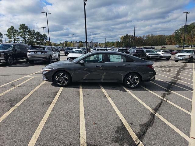 new 2025 Hyundai ELANTRA HEV car, priced at $27,715