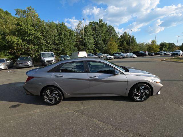 new 2025 Hyundai ELANTRA HEV car, priced at $26,740