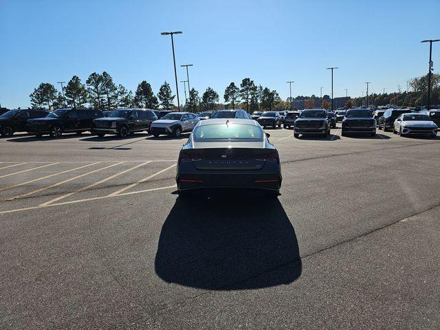 new 2025 Hyundai ELANTRA HEV car, priced at $27,215