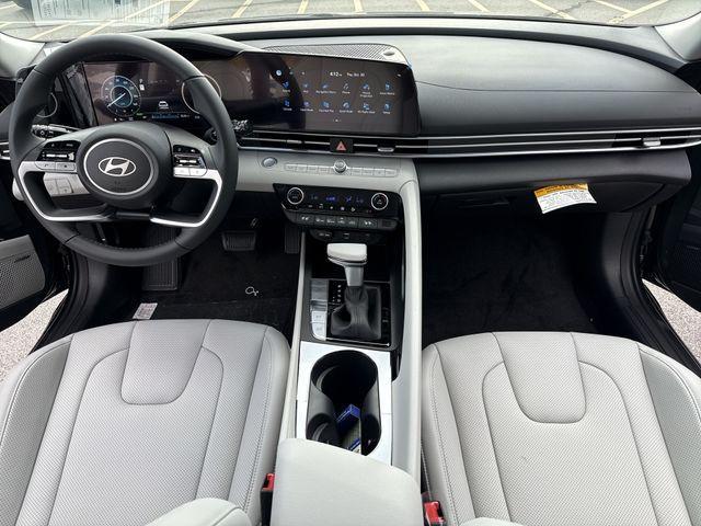 new 2025 Hyundai ELANTRA HEV car, priced at $27,215