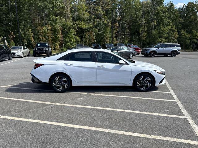 new 2025 Hyundai ELANTRA HEV car, priced at $28,710
