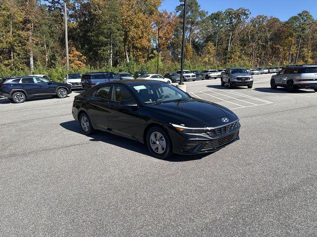 new 2025 Hyundai Elantra car, priced at $23,285