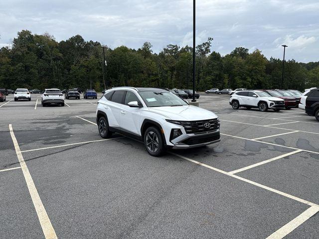 new 2025 Hyundai TUCSON Hybrid car, priced at $33,910