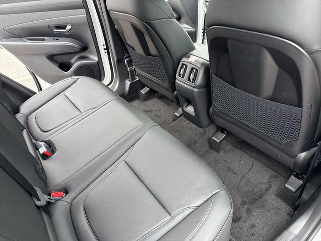 new 2025 Hyundai TUCSON Hybrid car, priced at $33,910
