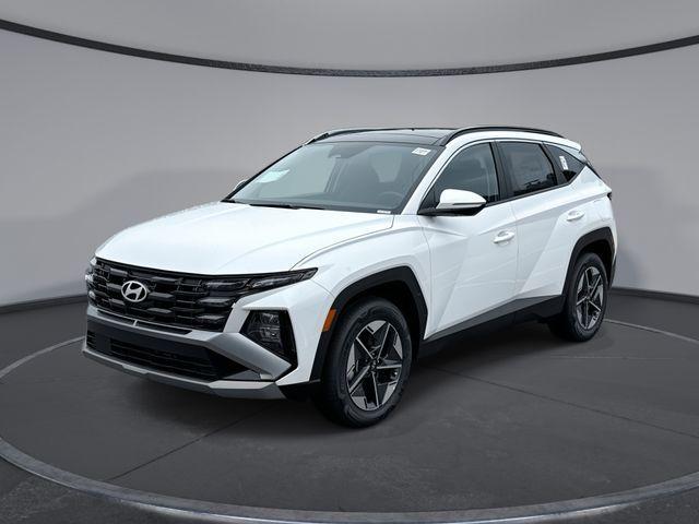 new 2025 Hyundai TUCSON Hybrid car, priced at $33,910