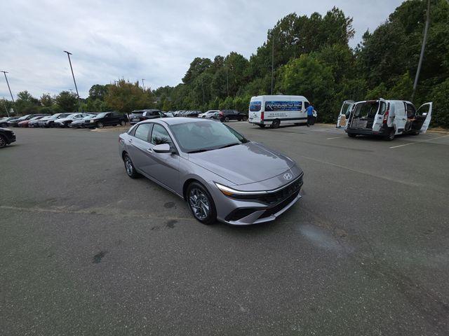 new 2025 Hyundai ELANTRA HEV car, priced at $24,865