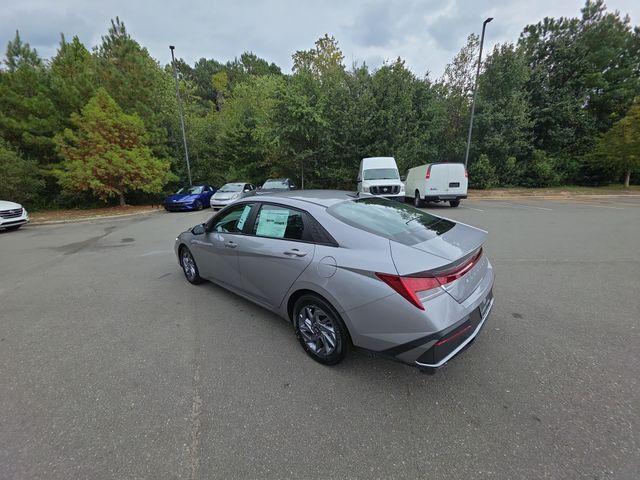 new 2025 Hyundai ELANTRA HEV car, priced at $23,365