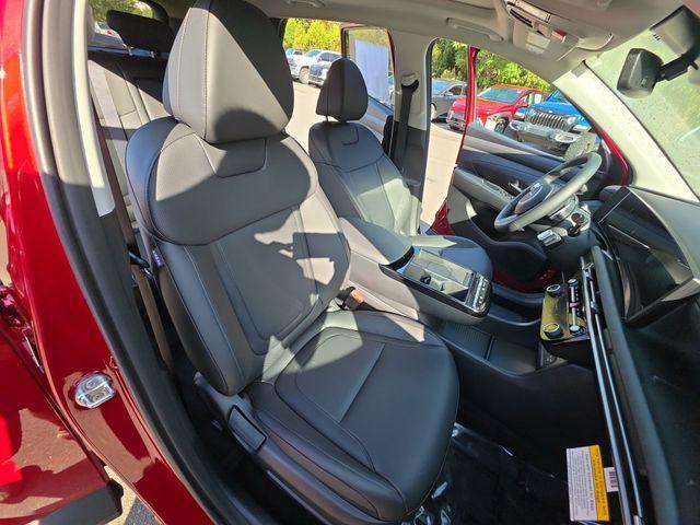 new 2025 Hyundai TUCSON Hybrid car, priced at $36,780
