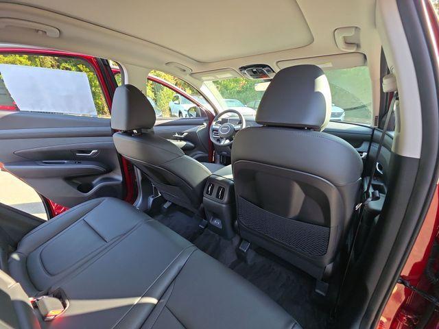 new 2025 Hyundai TUCSON Hybrid car, priced at $36,780