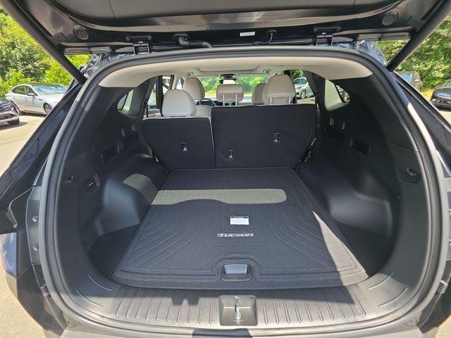 new 2025 Hyundai TUCSON Hybrid car, priced at $37,175