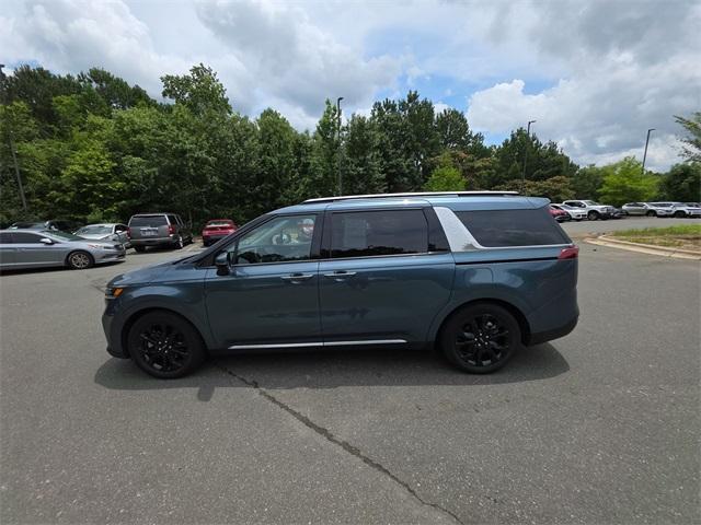 used 2023 Kia Carnival car, priced at $39,985