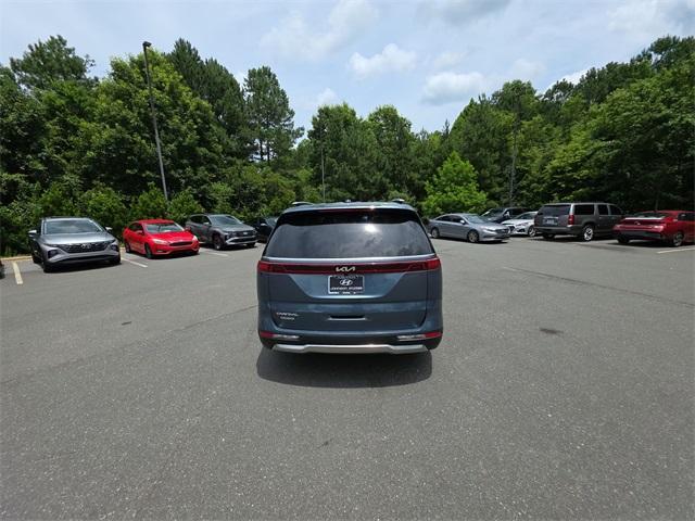 used 2023 Kia Carnival car, priced at $39,985