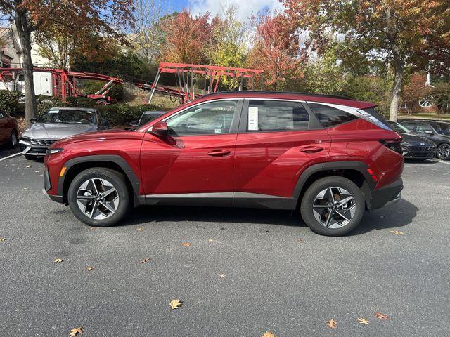 new 2025 Hyundai TUCSON Hybrid car, priced at $33,005