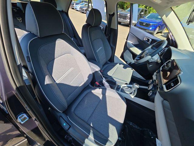 new 2025 Hyundai Venue car, priced at $25,315