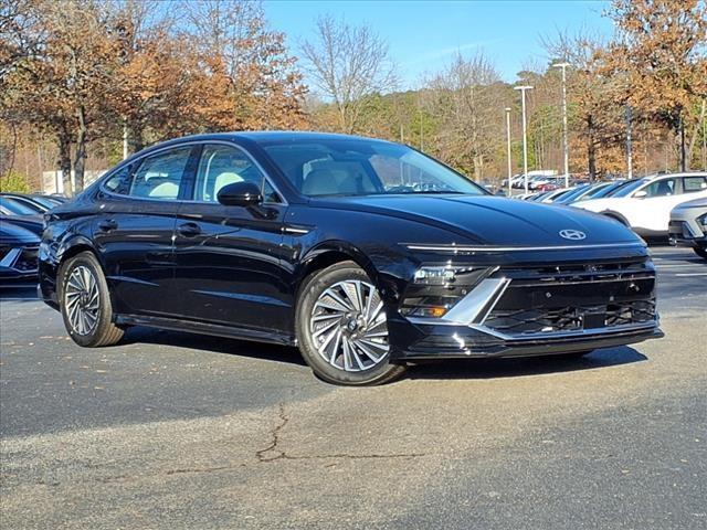 new 2024 Hyundai Sonata Hybrid car, priced at $37,874