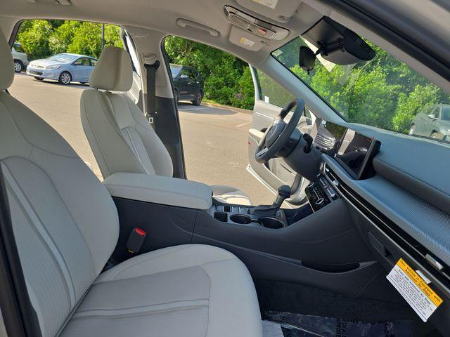 new 2025 Hyundai Sonata car, priced at $27,465