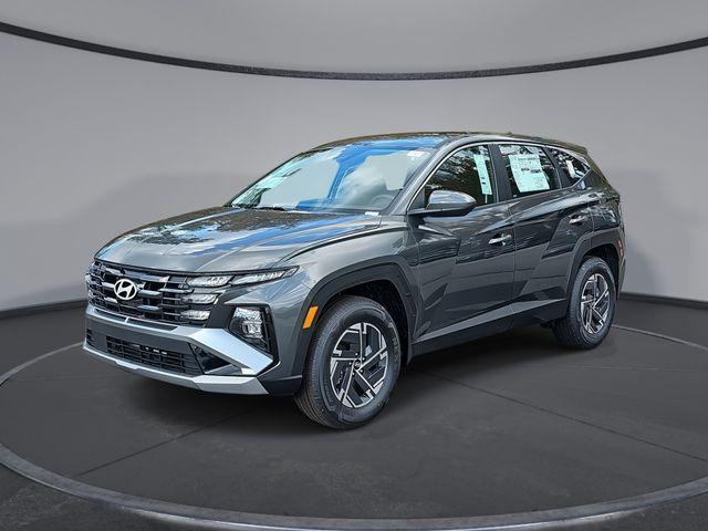 new 2026 Hyundai TUCSON Hybrid car, priced at $33,490