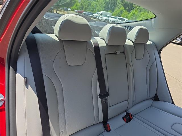 new 2025 Hyundai Elantra car, priced at $27,670