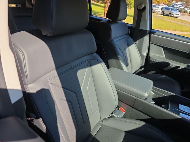 new 2026 Hyundai SANTA FE HEV car, priced at $38,440