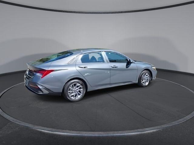 new 2025 Hyundai ELANTRA HEV car, priced at $24,865