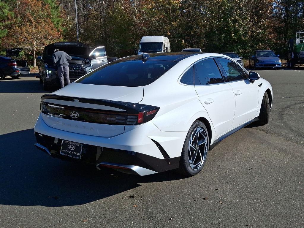 new 2024 Hyundai Sonata car, priced at $31,456