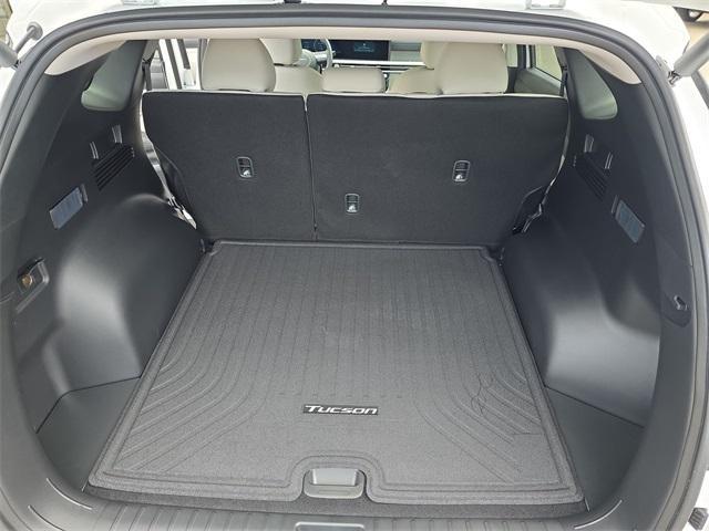 new 2025 Hyundai Tucson car, priced at $33,975