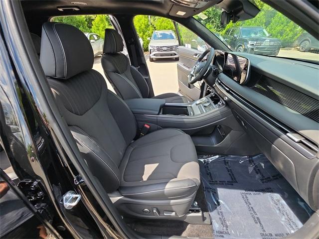 new 2025 Hyundai Palisade car, priced at $54,085