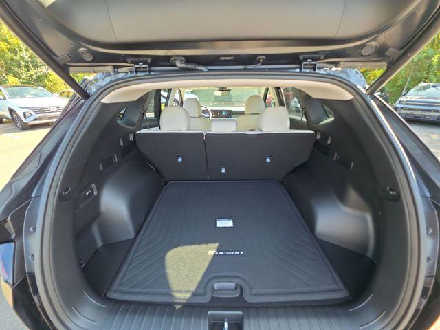 new 2025 Hyundai Tucson car, priced at $35,050