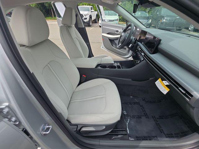 new 2025 Hyundai Sonata car, priced at $28,210