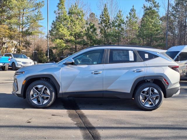 new 2025 Hyundai TUCSON Hybrid car, priced at $37,469