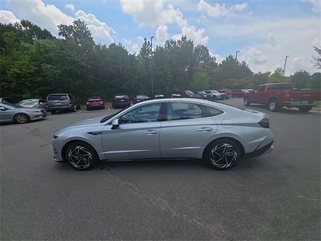 used 2024 Hyundai Sonata car, priced at $25,998