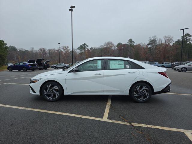 new 2025 Hyundai Elantra car, priced at $24,660
