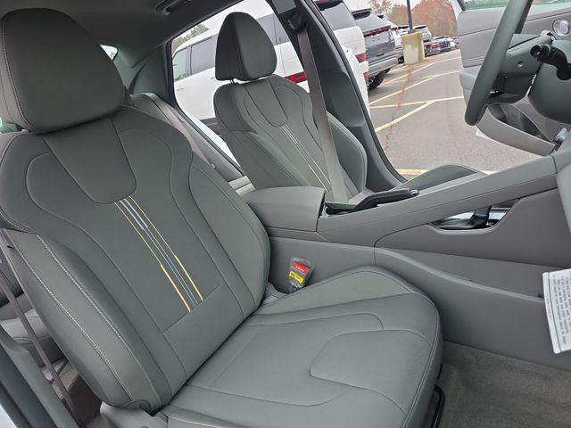 new 2025 Hyundai Elantra car, priced at $24,660