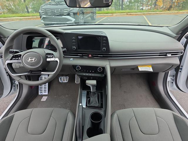 new 2025 Hyundai Elantra car, priced at $24,660