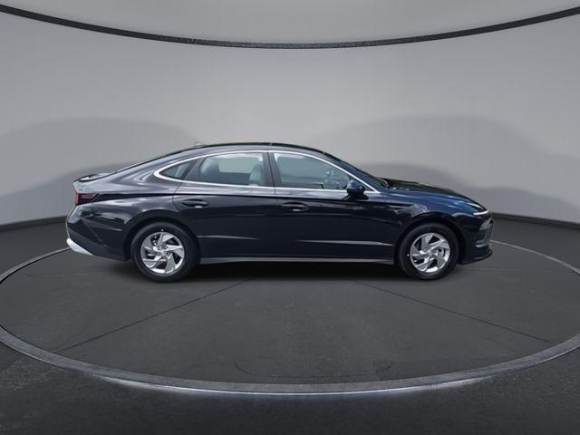 new 2025 Hyundai Sonata car, priced at $26,900