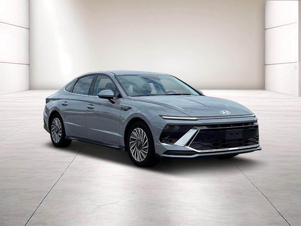 new 2024 Hyundai Sonata Hybrid car, priced at $31,620