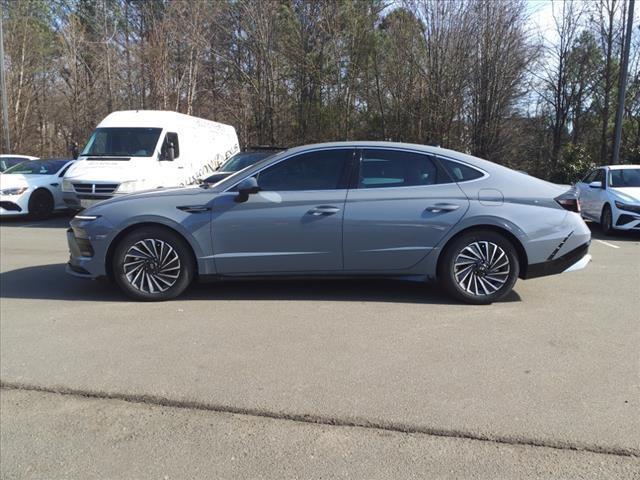 new 2024 Hyundai Sonata Hybrid car, priced at $29,370