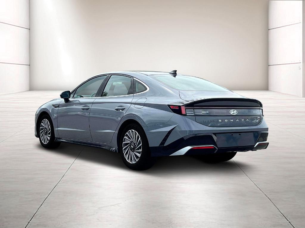 new 2024 Hyundai Sonata Hybrid car, priced at $31,620